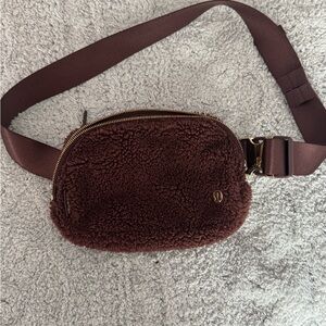 lululemon Everywhere Belt Bag 1L Fleece Brown